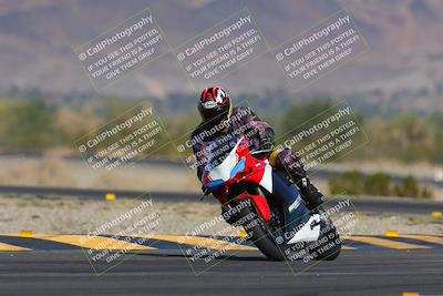 media/Nov-12-2023-SoCal Trackdays (Sun) [[5d1fba4e7d]]/Turn 14 (1035am)/
